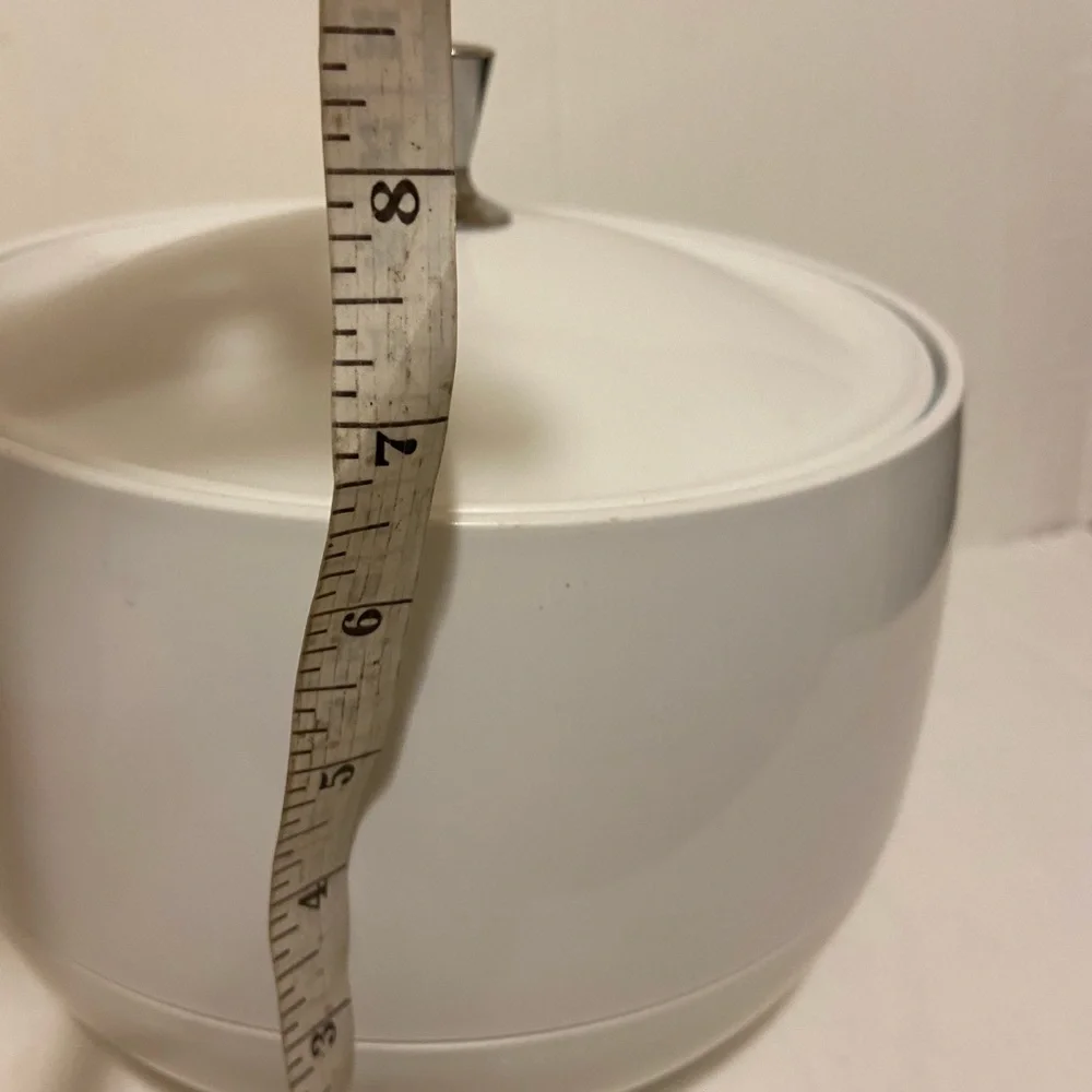 Mid Century Modern Pitcher and Ice bucket - Picture 11 of 13